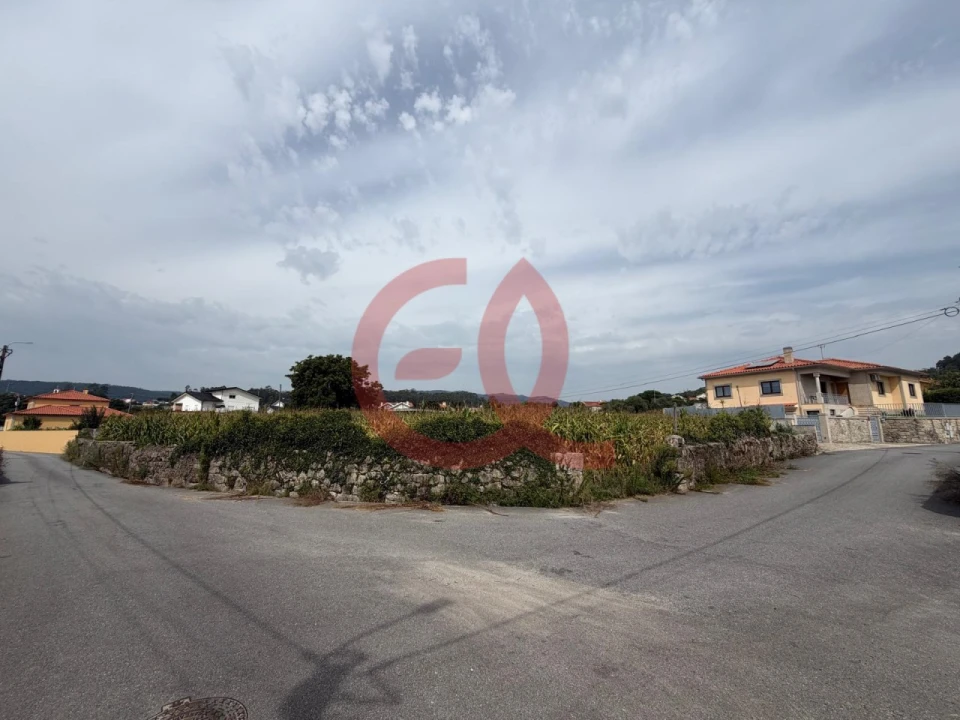 Terreno para Venda em Perre Foto 2