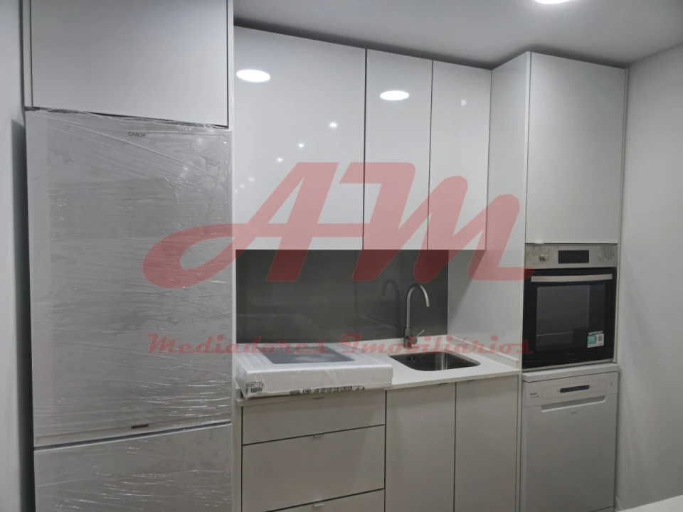 Apartamento T3 para Venda em Falagueira-Venda Nova Foto 4