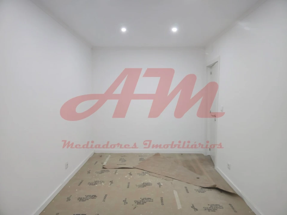 Apartamento T3 para Venda em Falagueira-Venda Nova Foto 14