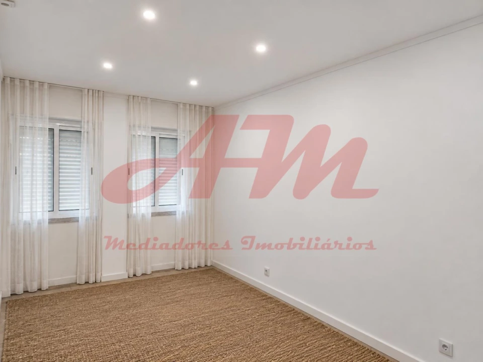 Apartamento T3 para Venda em Falagueira-Venda Nova Foto 15