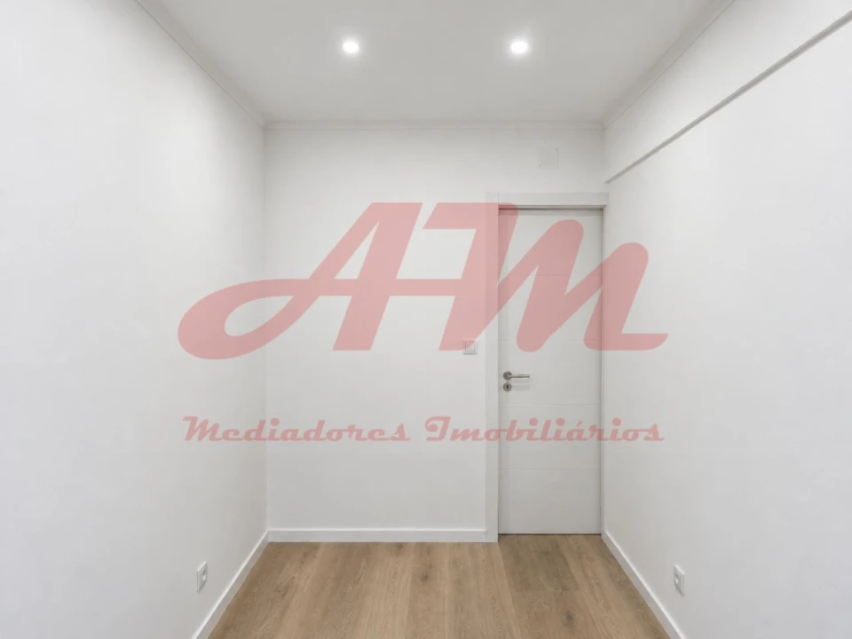 Apartamento T3 para Venda em Falagueira-Venda Nova Foto 22