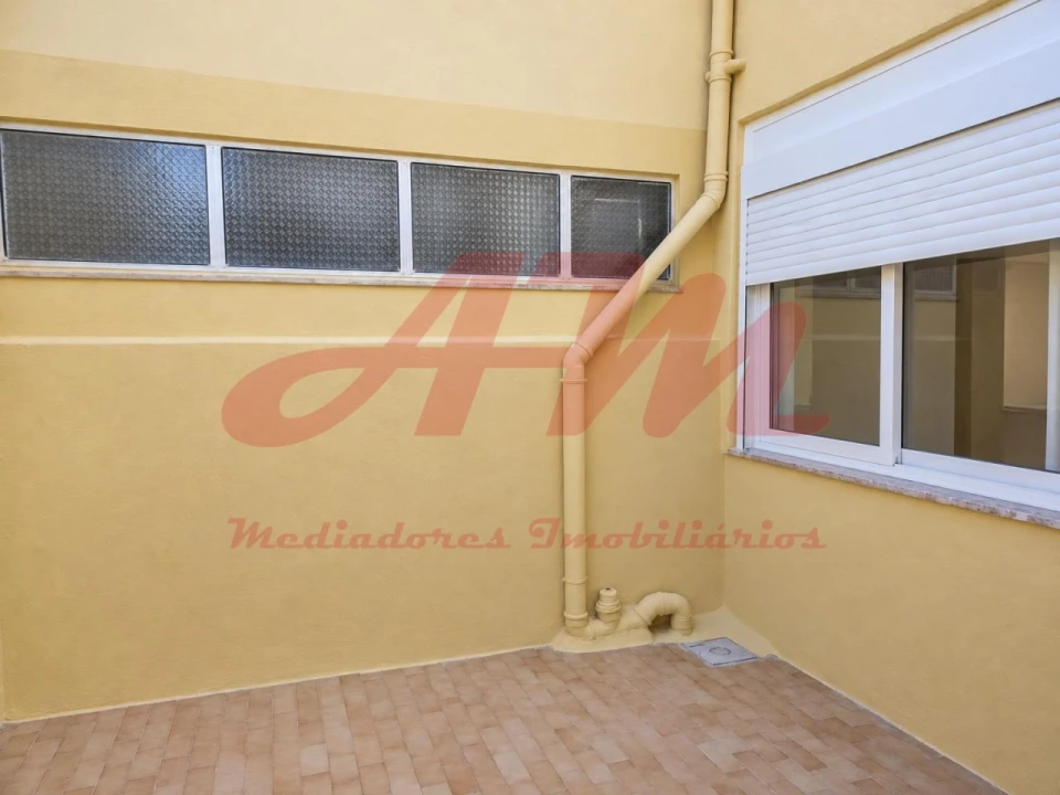 Apartamento T3 para Venda em Falagueira-Venda Nova Foto 25
