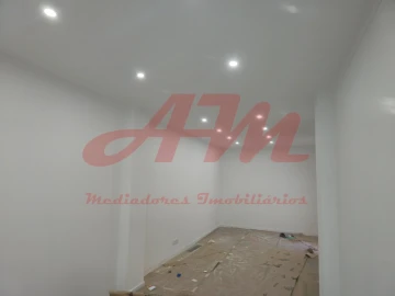 Apartamento T3 para Venda em Falagueira-Venda Nova
