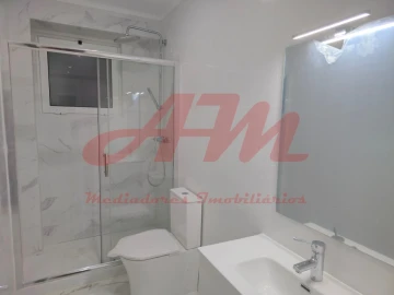 Apartamento T3 para Venda em Falagueira-Venda Nova