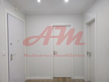 Apartamento T3 para Venda em Falagueira-Venda Nova