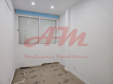 Apartamento T3 para Venda em Falagueira-Venda Nova