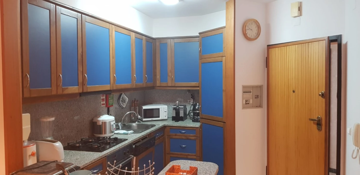 Apartamento T1 para Arrendamento em Ovar, São João, Arada e São Vicente de Pereira Jusã Foto 4