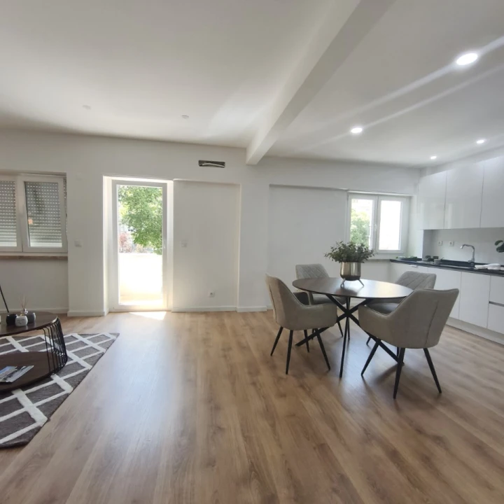 Apartamento T3 para Venda em Benfica Foto 29