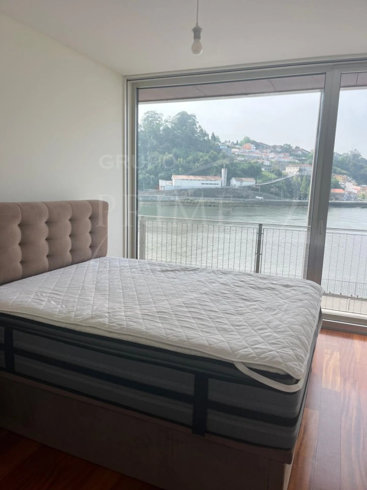 Apartamento T5 para Arrendamento em Lordelo do Ouro e Massarelos Foto 5