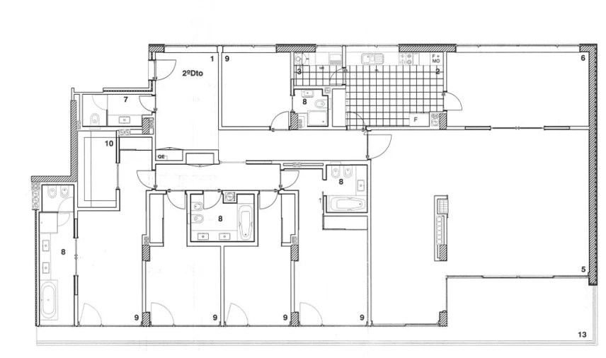 Apartamento T5 para Arrendamento em Lordelo do Ouro e Massarelos Planta 1