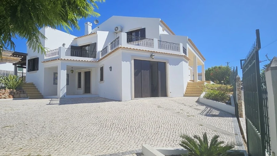 Moradia T4 para Venda em Tavira (Santa Maria e Santiago)