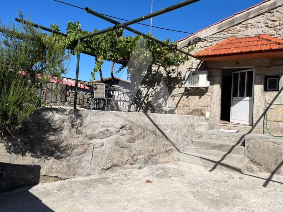 Moradia T1 para Venda em Aguiar da Beira e Coruche Foto 19