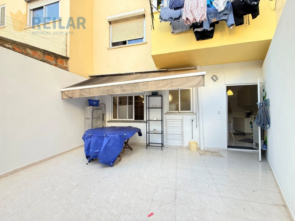 Apartamento T1 para Venda em Moscavide e Portela Foto 1