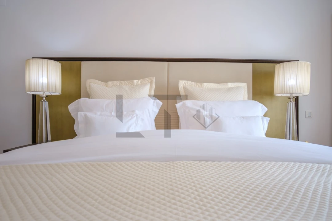Apartamento T5 para Venda em Alvalade Foto 33