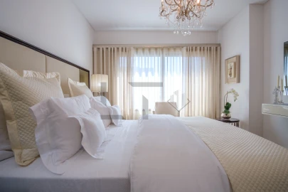 Apartamento T5 para Venda em Alvalade