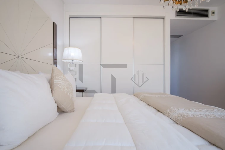 Apartamento T5 para Venda em Alvalade Foto 26