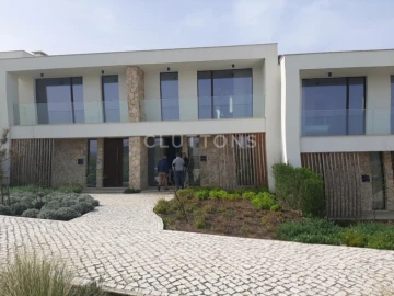 Moradia T2 para Venda em Vau