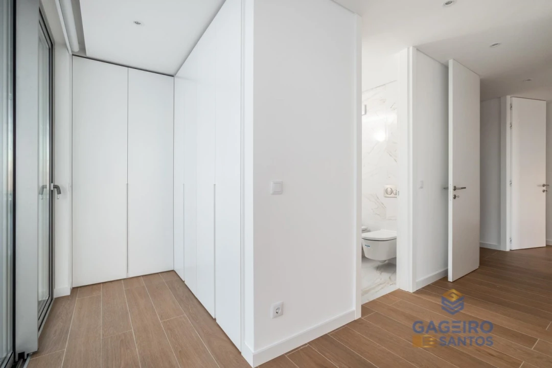 Apartamento T3 para Venda em São Martinho do Porto Foto 18