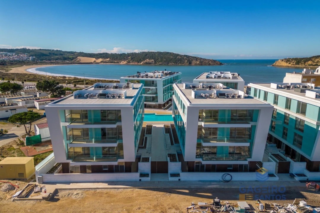 Apartamento T3 para Venda em São Martinho do Porto Foto 39