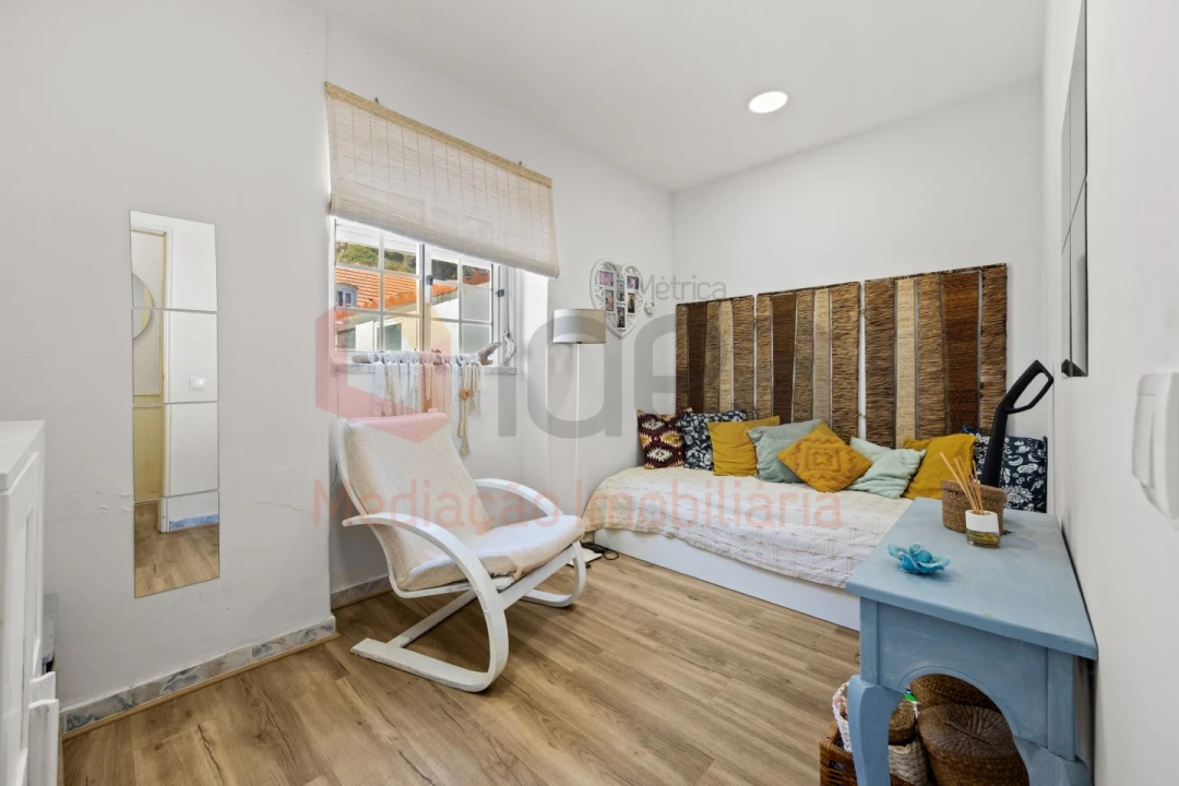 Apartamento T2 para Venda em Caparica e Trafaria Foto 9