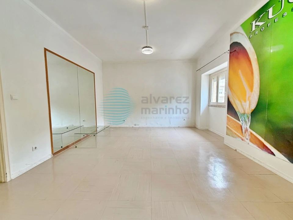 Escritório para Arrendamento em Santa Maria, São Pedro e Matacães Foto 4