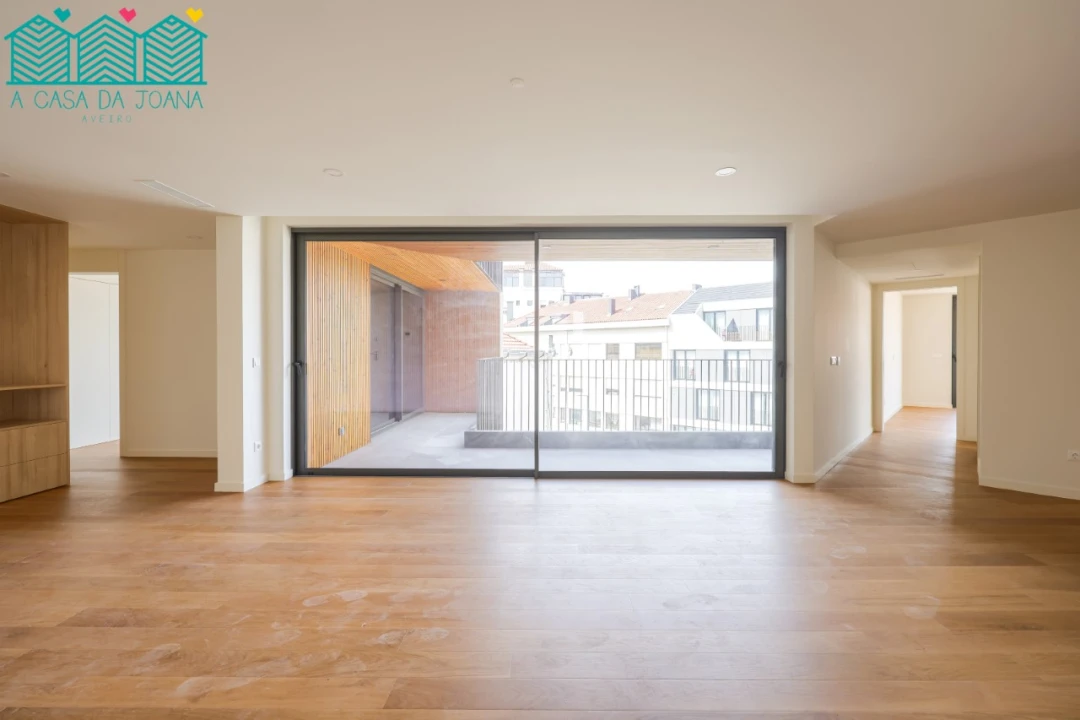 Apartamento T3 para Arrendamento em Glória e Vera Cruz Foto 3