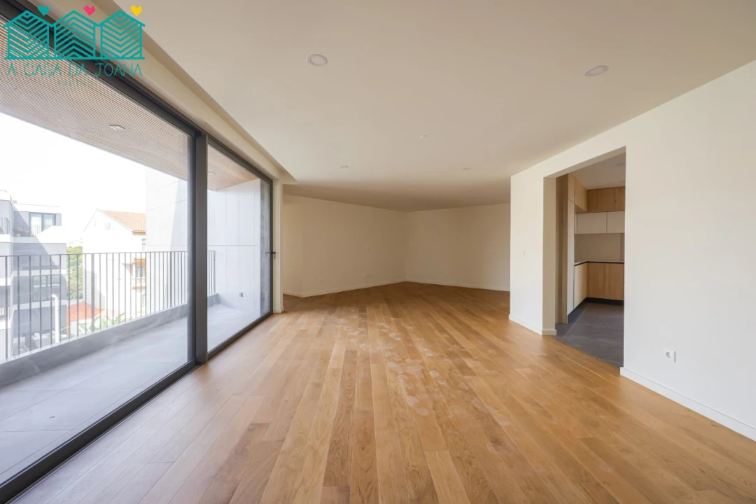 Apartamento T3 para Arrendamento em Glória e Vera Cruz Foto 4