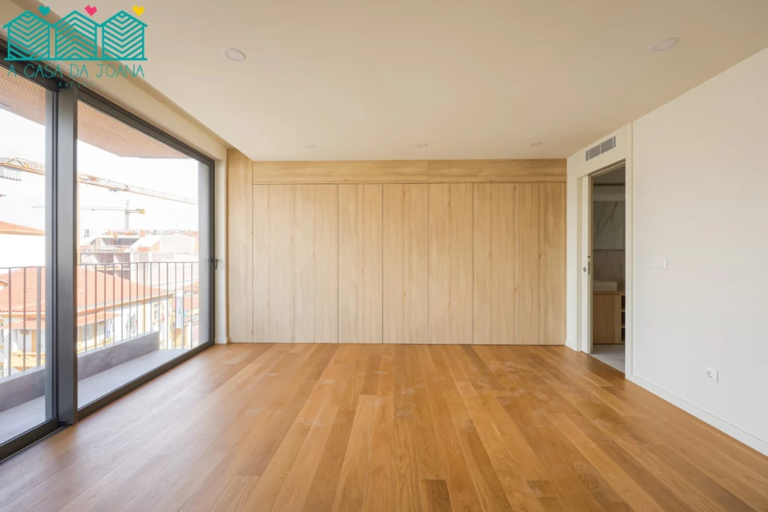 Apartamento T3 para Arrendamento em Glória e Vera Cruz Foto 8