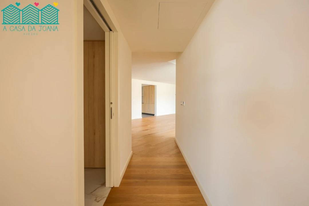 Apartamento T3 para Arrendamento em Glória e Vera Cruz Foto 15