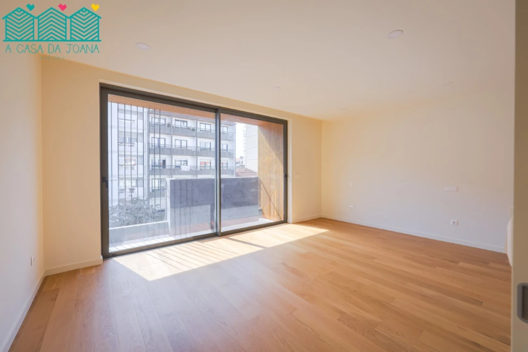 Apartamento T3 para Arrendamento em Glória e Vera Cruz Foto 27