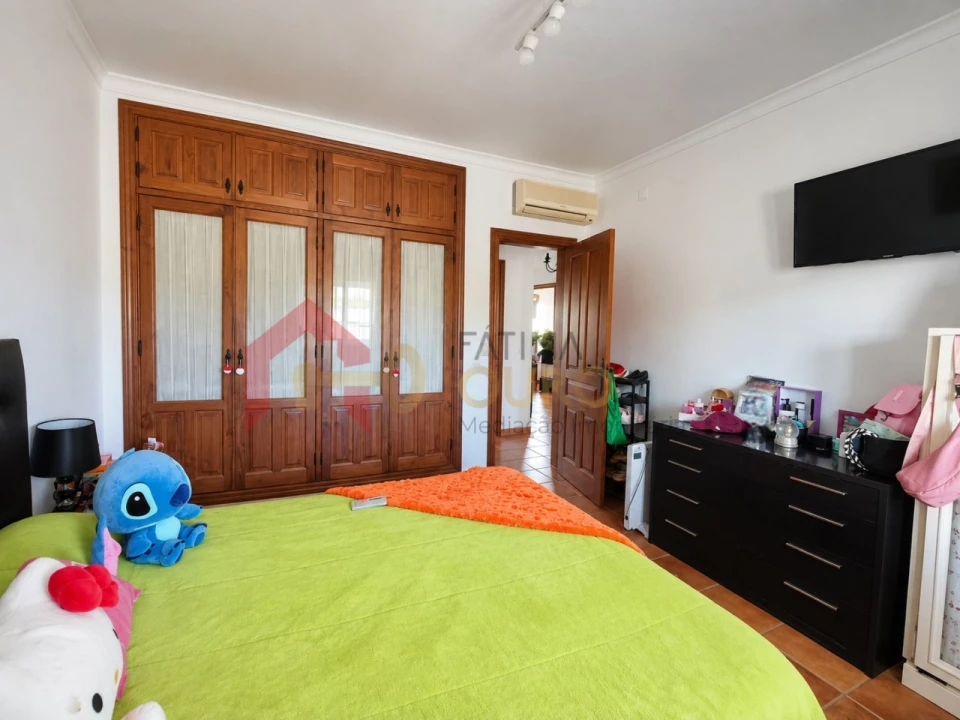Quinta T3 para Venda em Nossa Senhora da Expectação Foto 16