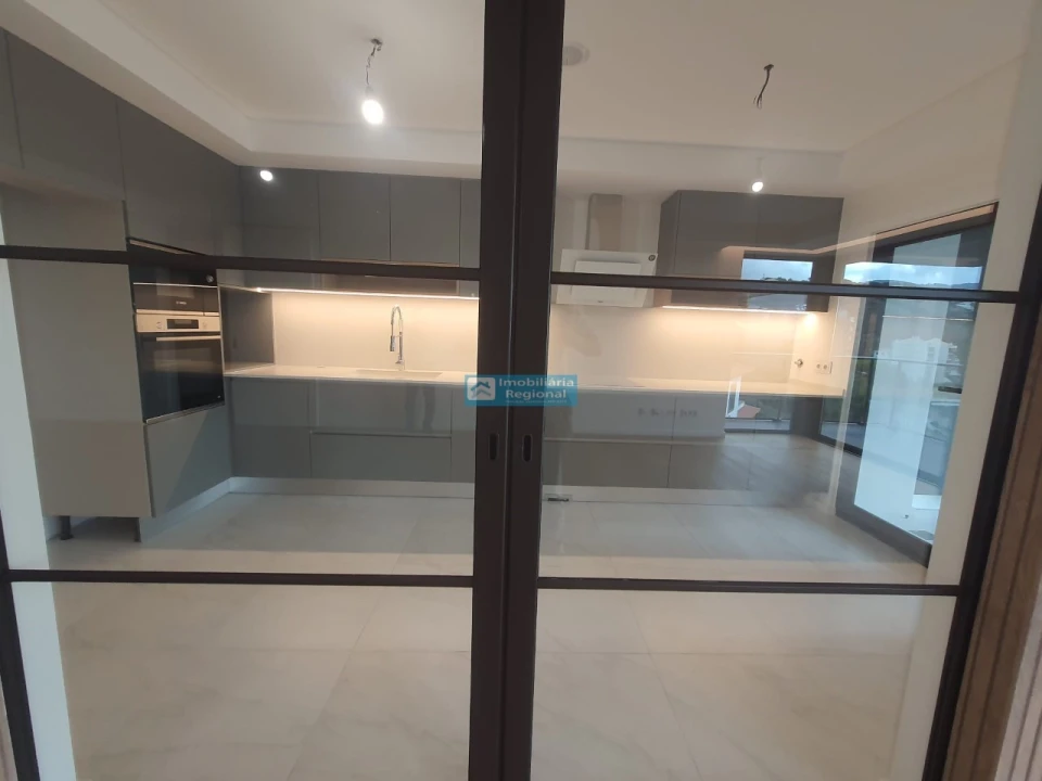 Apartamento T2 para Venda em São Martinho Foto 7