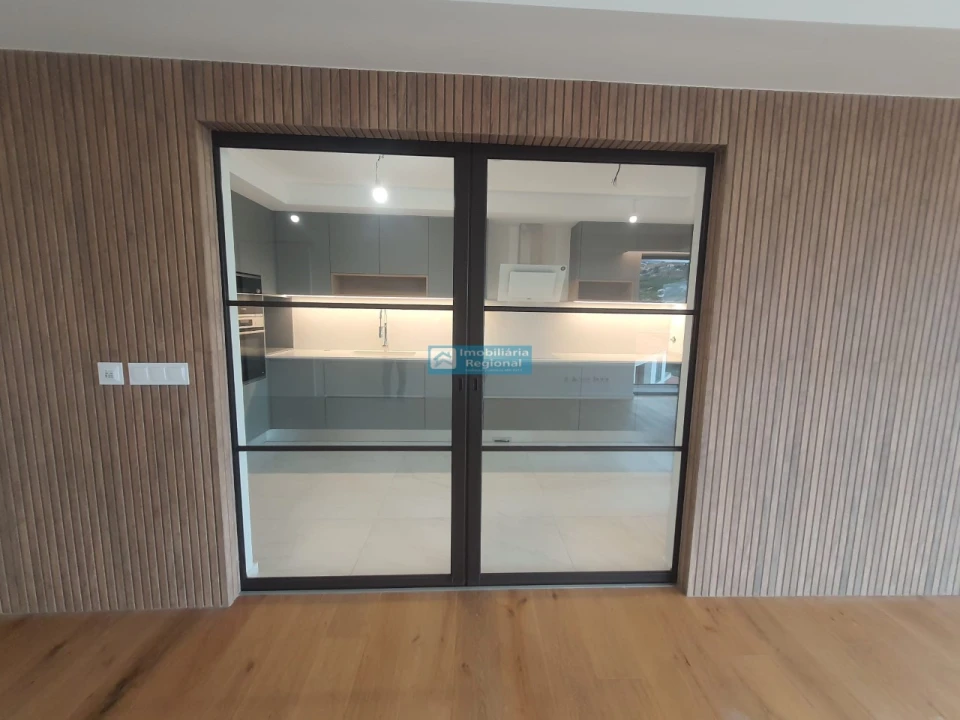 Apartamento T2 para Venda em São Martinho Foto 8