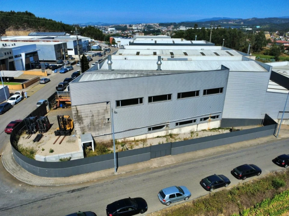 Armazém para Venda em Bougado (São Martinho e Santiago) Foto 2