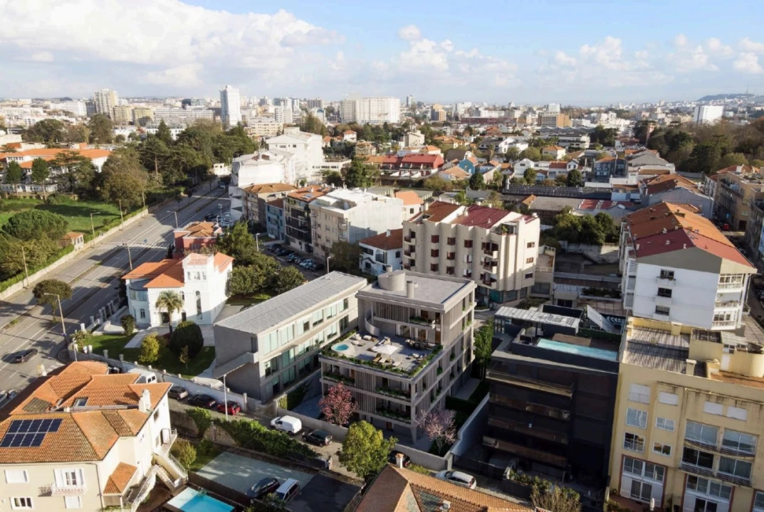 Apartamento T4 para Venda em Lordelo do Ouro e Massarelos Foto 7