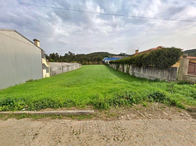 Terreno para Venda em Alfena Foto 2