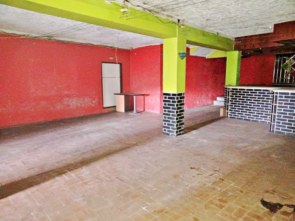 Prédio para Venda em Vila das Aves Foto 15