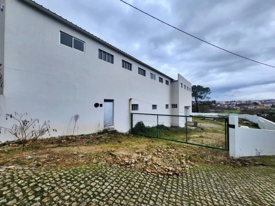 Armazém para Venda em Penamaior Foto 25