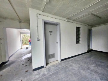 Armazém para Venda em Penamaior