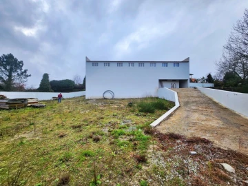 Armazém para Venda em Penamaior