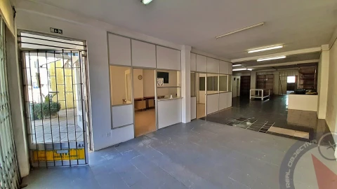 Loja para Venda em Pedrouços