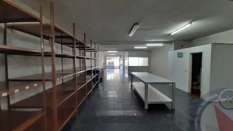 Loja para Venda em Pedrouços