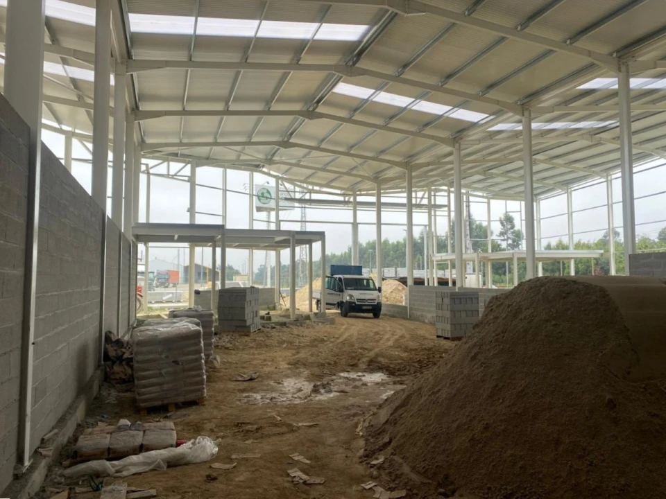 Armazém para Venda em Coronado (São Romão e São Mamede) Foto 9