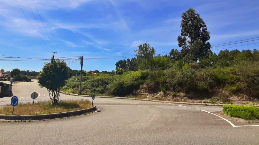 Terreno para Venda em Seroa