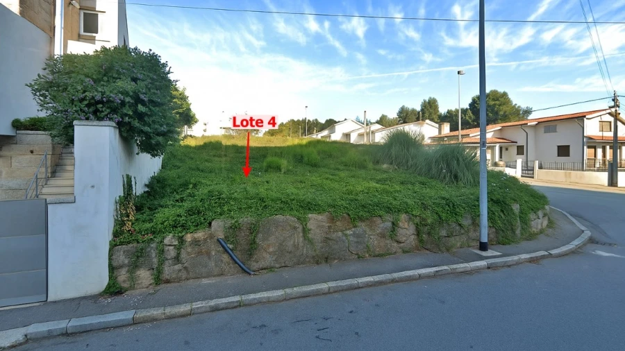 Terreno para Venda em Cidade da Maia