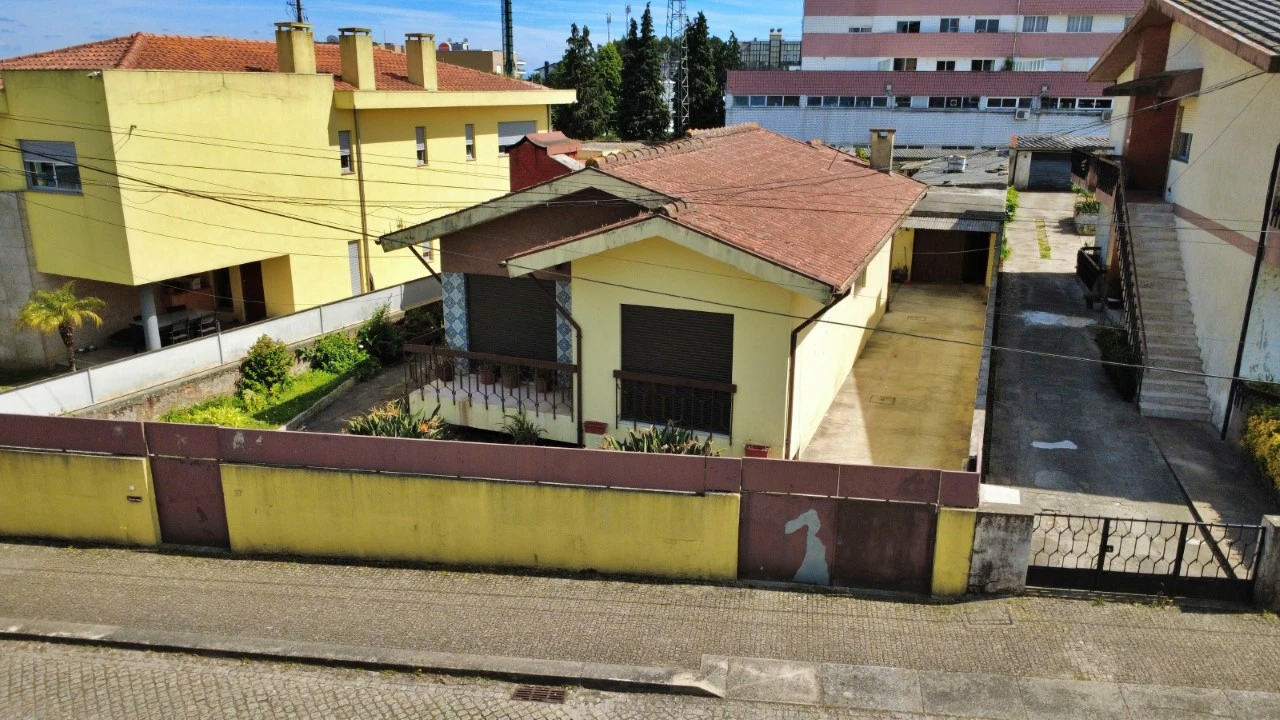 Moradia T3 para Venda em Castêlo da Maia Foto 19