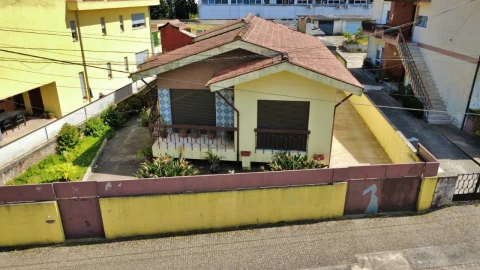 Moradia T3 para Venda em Castêlo da Maia
