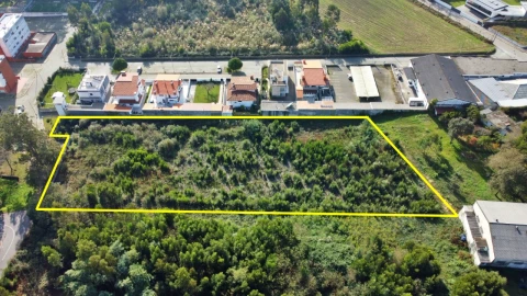 Terreno para Venda em Castêlo da Maia