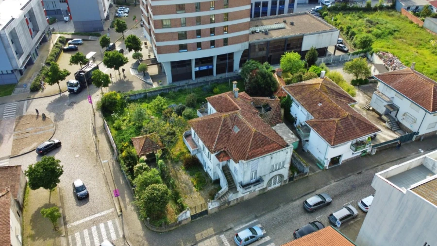 Terreno para Venda em Cidade da Maia