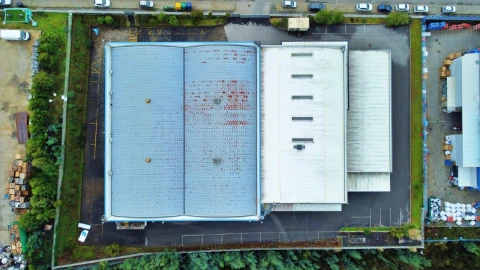 Armazém para Venda em Raiva, Pedorido e Paraíso